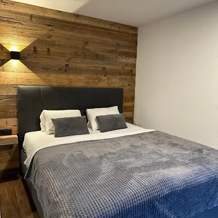 Appartments Franzal Апартаменты *